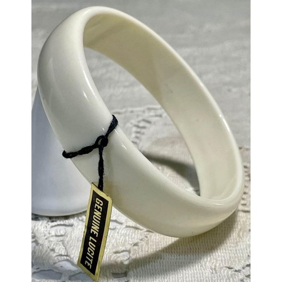 2 Carved LUCITE Textured Bangle Bracelet Women’s Jewelry - Picture 4 of 9